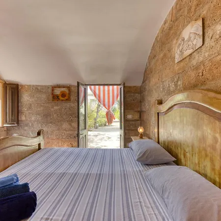 Πανσιόν Guest House Torre Mozza 3*