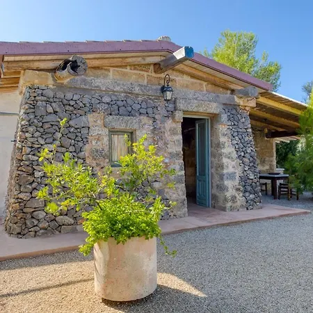 Guest House Torre Mozza بيت ضيافة 3*