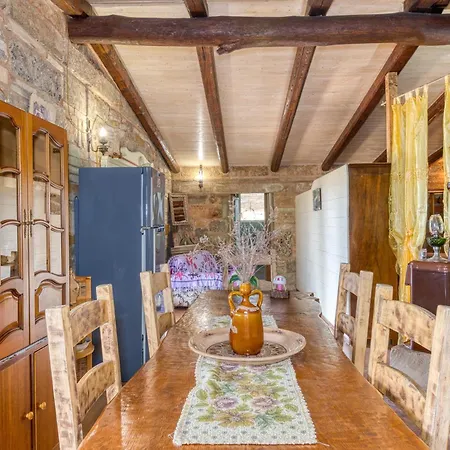 Guest House Torre Mozza بيت ضيافة 3*