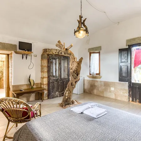 Guest House Torre Mozza 3* توري موتسا