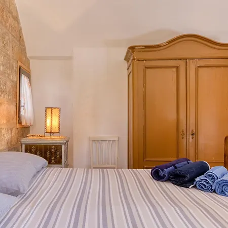 Guest House Torre Mozza بيت ضيافة 3*